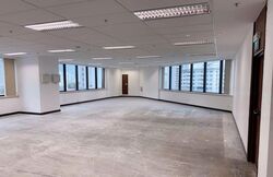 United Square (D11), Office #451251691